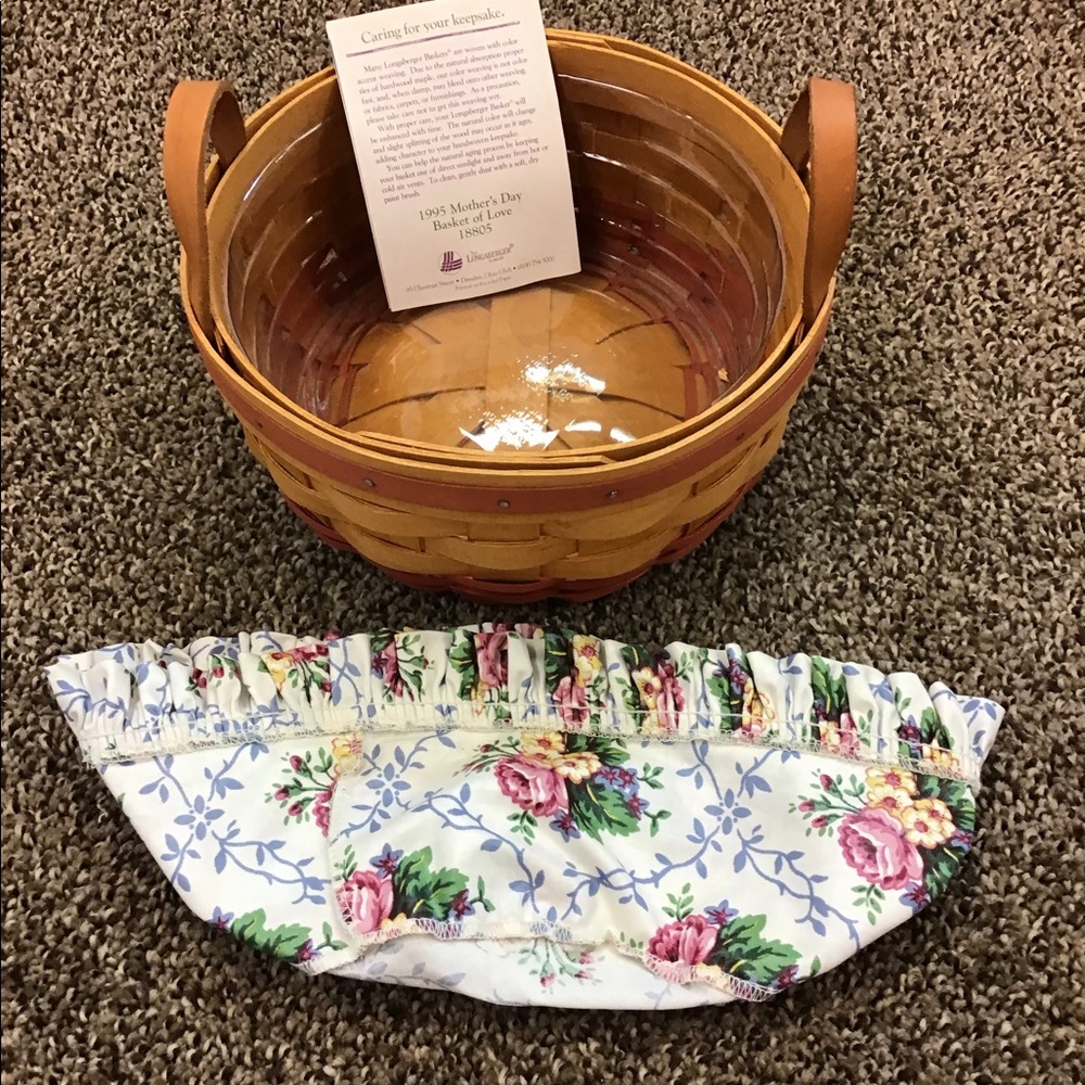 1995 Longaberger Basket of Love basket